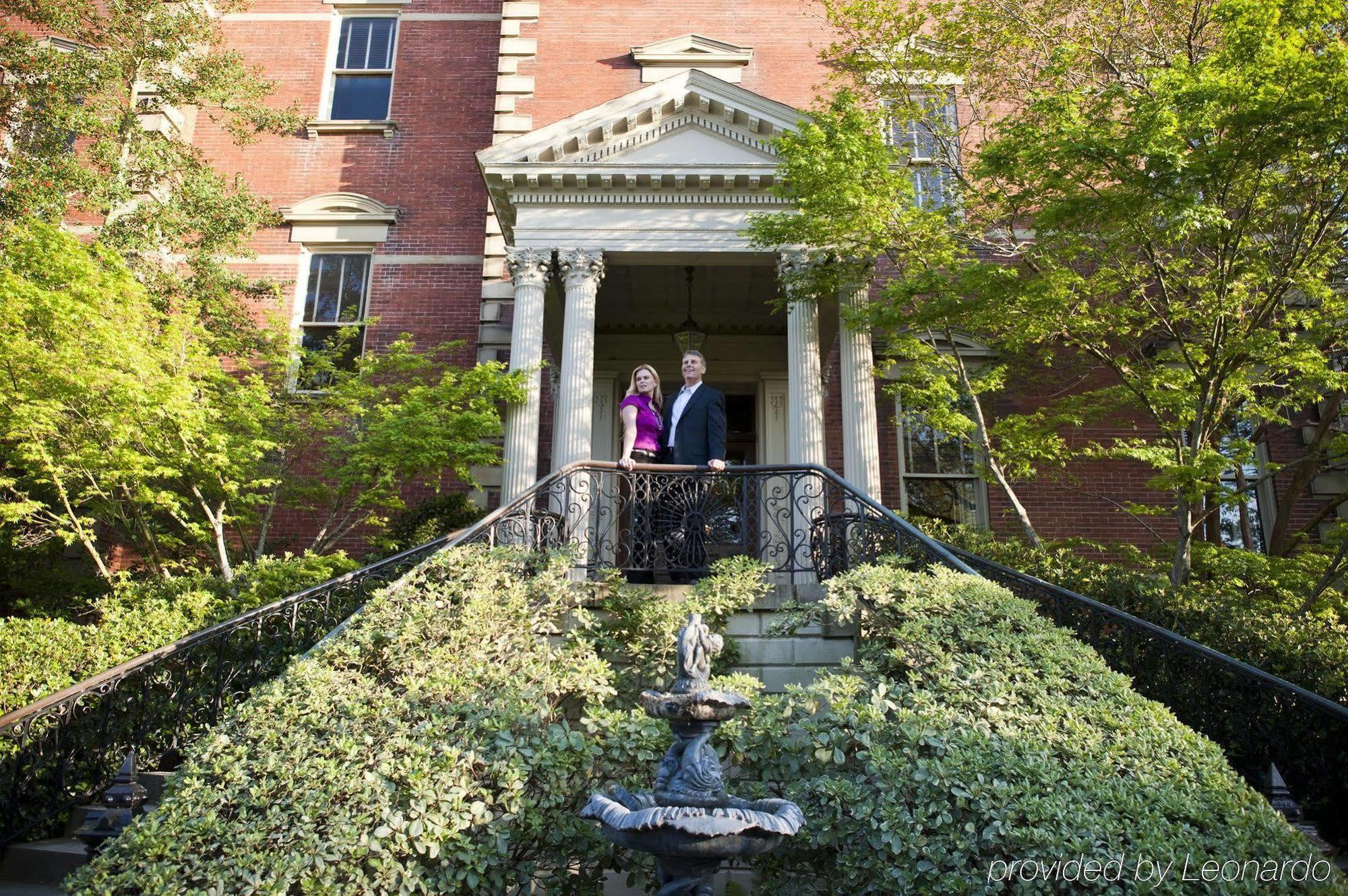 Wentworth Mansion Hotel Charleston Exterior photo